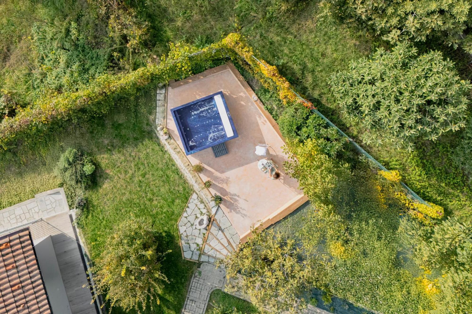 Asilo In Barolo Hotel Exterior photo
